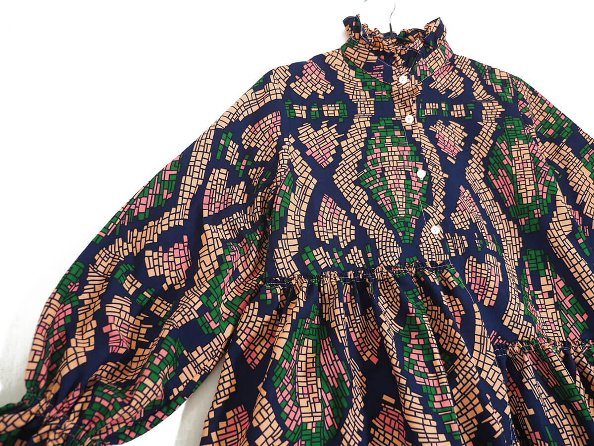 Ruffle Collar Blouse <Semi-custom Order>