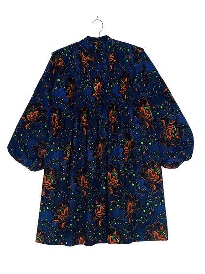 ピンタックスモックワンピース