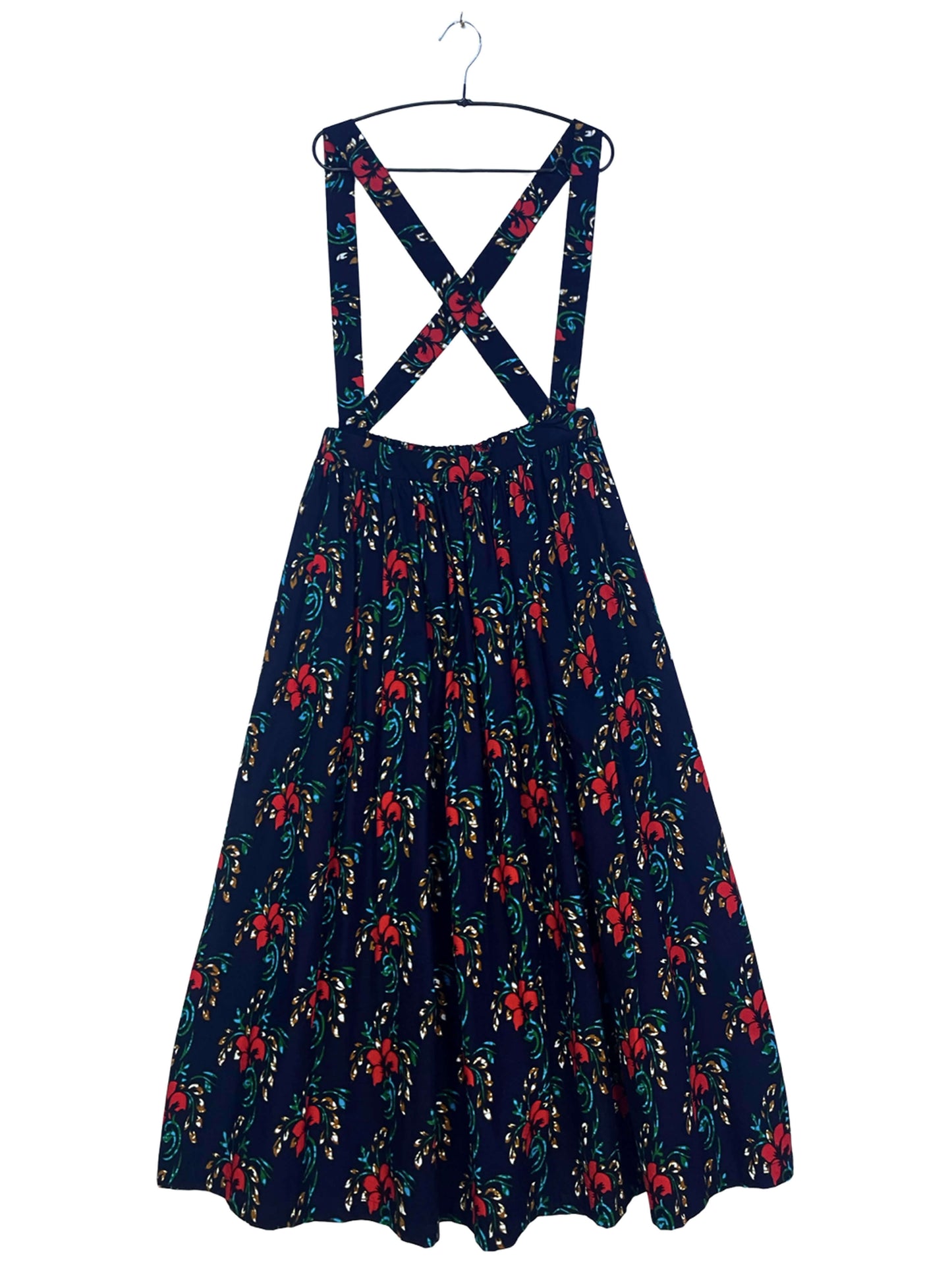 サスペンダースカート