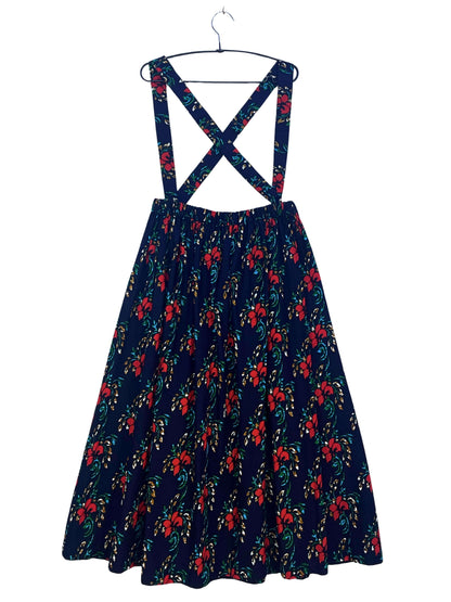 サスペンダースカート