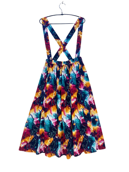 サスペンダースカート