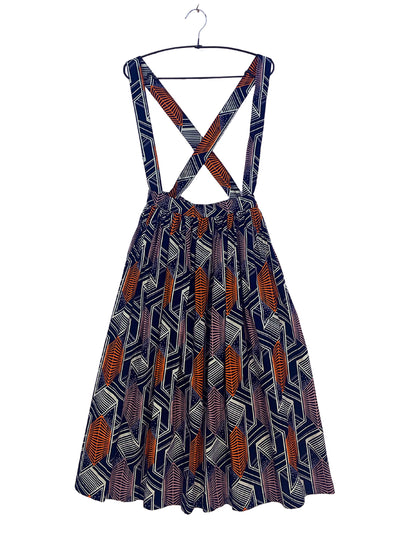 サスペンダースカート